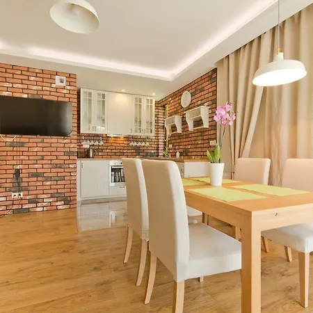 Imperial - Sopocka Przystan * Sopot